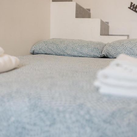 Il Gattino Di Sanremo - Piccolo Monolocale Centro E Stazione Del Treno Apartment Ngoại thất bức ảnh