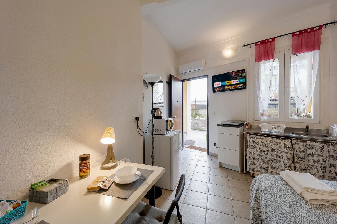 Il Gattino Di Sanremo - Piccolo Monolocale Centro E Stazione Del Treno Apartment Ngoại thất bức ảnh
