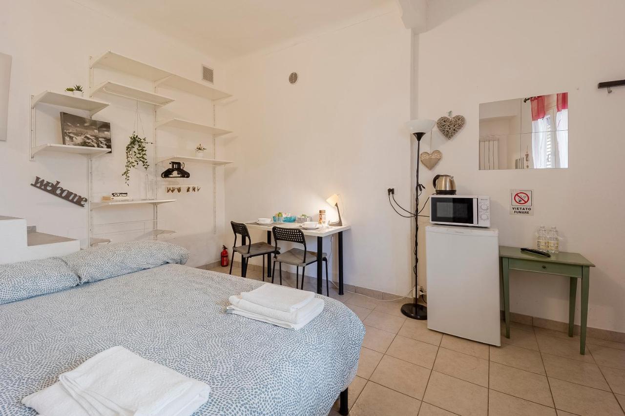 Il Gattino Di Sanremo - Piccolo Monolocale Centro E Stazione Del Treno Apartment Ngoại thất bức ảnh